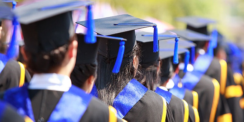 Courses offered by well-known foreign universities